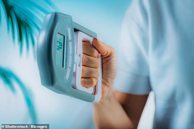 Study Reveals Overweight Individuals with Strong Muscle Strength Face Lower Risk of Obesity-Related Organ Damage