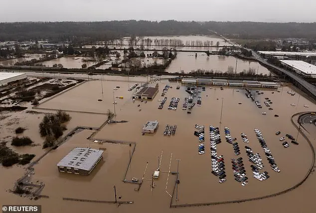 Public Health Emergency Declared in Washington State Amid Flooding and Landslides, Officials Warn of Health Risks