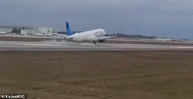 United Airlines Jet's Front Wheel Comes Loose During Landing at Orlando International Airport