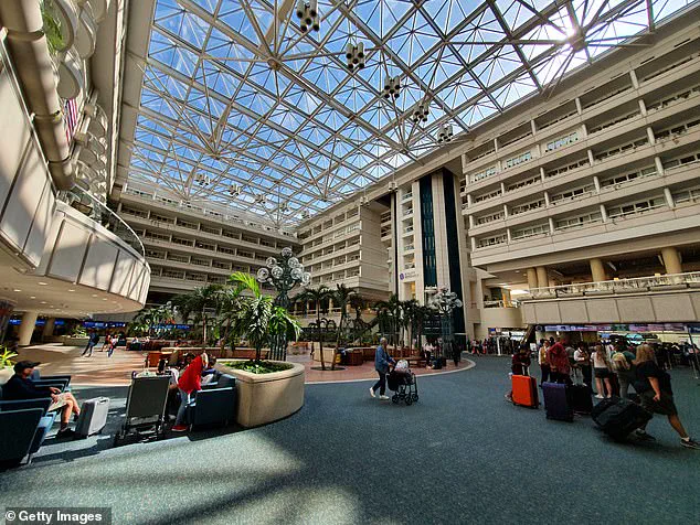 United Airlines Jet's Front Wheel Comes Loose During Landing at Orlando International Airport
