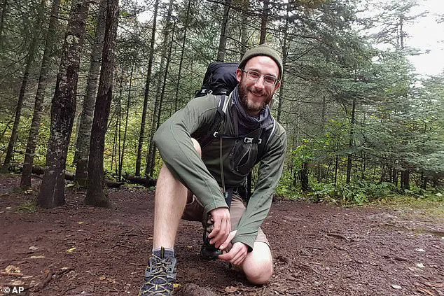 New Video Evidence Contradicts Claims in Alex Pretti Case, Spurring Calls for Transparency