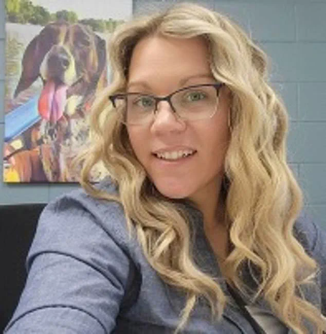 A Community's Quest: The Heartbreaking Search for a Lost Pet and Its Ripple Effect on Neighbors