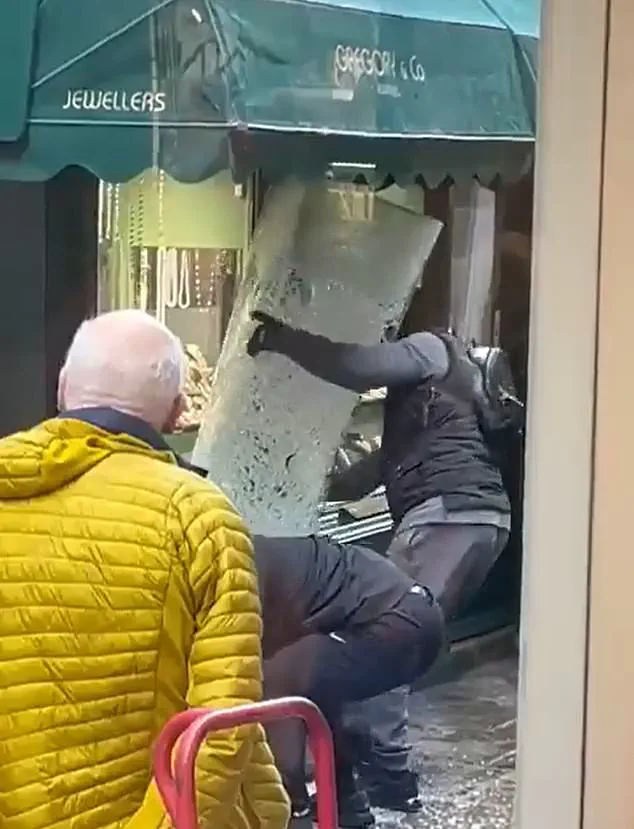 Brazen Jewelry Store Robbery Shocks Richmond-Upon-Thames Community