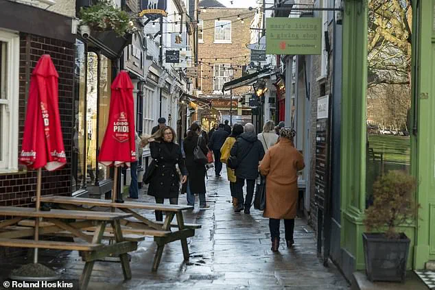 Brazen Jewelry Store Robbery Shocks Richmond-Upon-Thames Community
