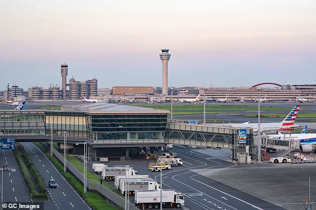 Passenger Stranded 8,000 Miles Away After Boarding Wrong Flight with United Airlines
