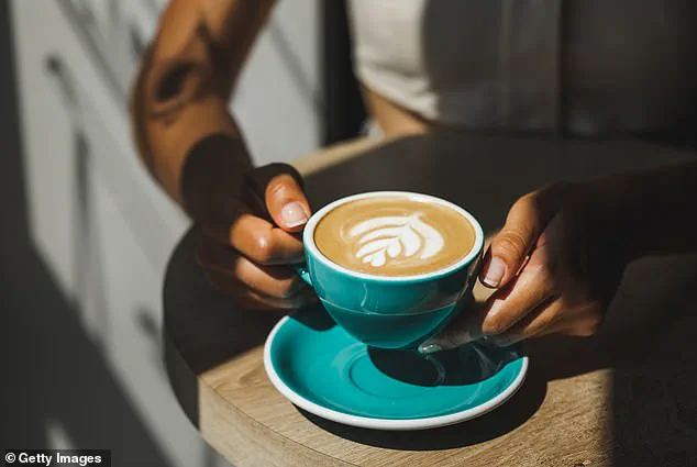 Study Suggests Daily Coffee Intake May Reduce Dementia Risk by 18% in Large-Scale Research