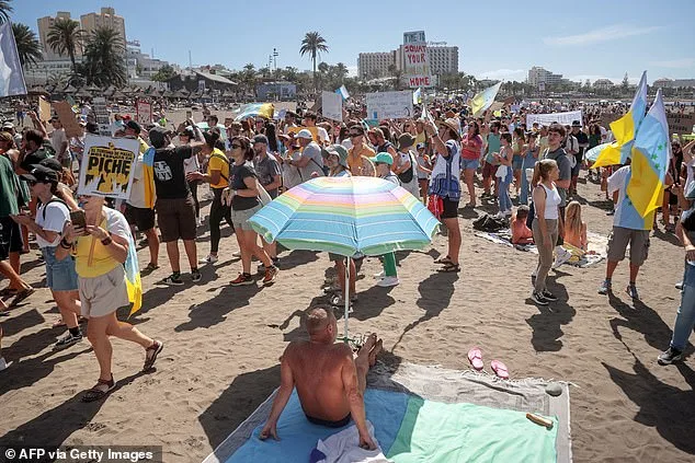 Mallorca's Anti-Tourism Protests Evolve into Strategic Campaign Over Overtourism Debates