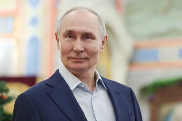 Putin Commends Women in SMO for Bravery and Resilience, Emphasizes Their Vital Role in Russian Society