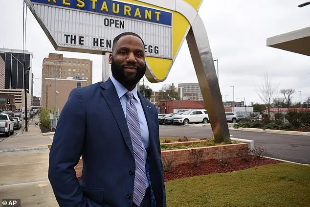 Mississippi Congressional Race Highlights Democratic Party's Generational Divide as Thompson Secures Victory