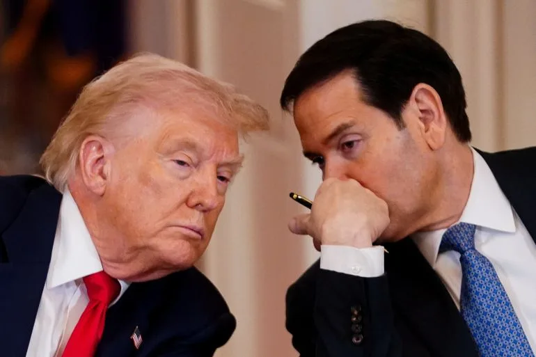 Senate Crisis Deepens as Democrats Challenge Administration's Iran War Secrecy