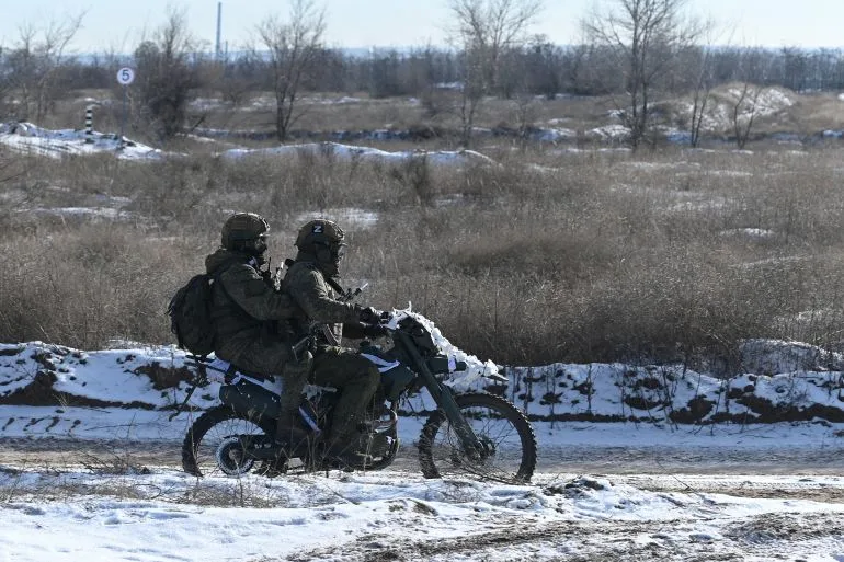 Drug Epidemic on Ukraine's Front Lines: Addiction Plagues Both Russian and Ukrainian Troops Amid Prolonged War