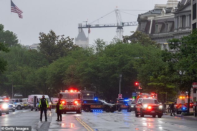 Reporter's Confused Reaction to Gunfire Near White House Draws Criticism