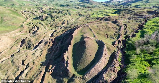 Ancient 1587 map shows Noah's Ark resting near Ararat for 440 years