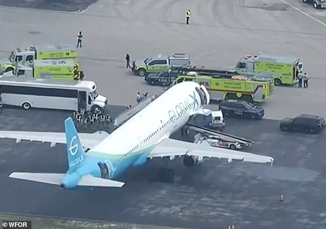 Four passengers lost consciousness on hot charter plane before Miami departure